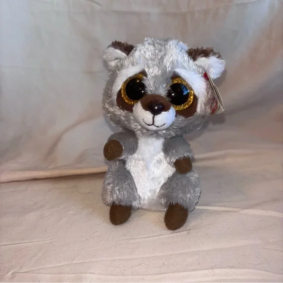 Ty Stuffed Animal - Gray and Brown Raccoon w/Tags - Picture 5 of 8